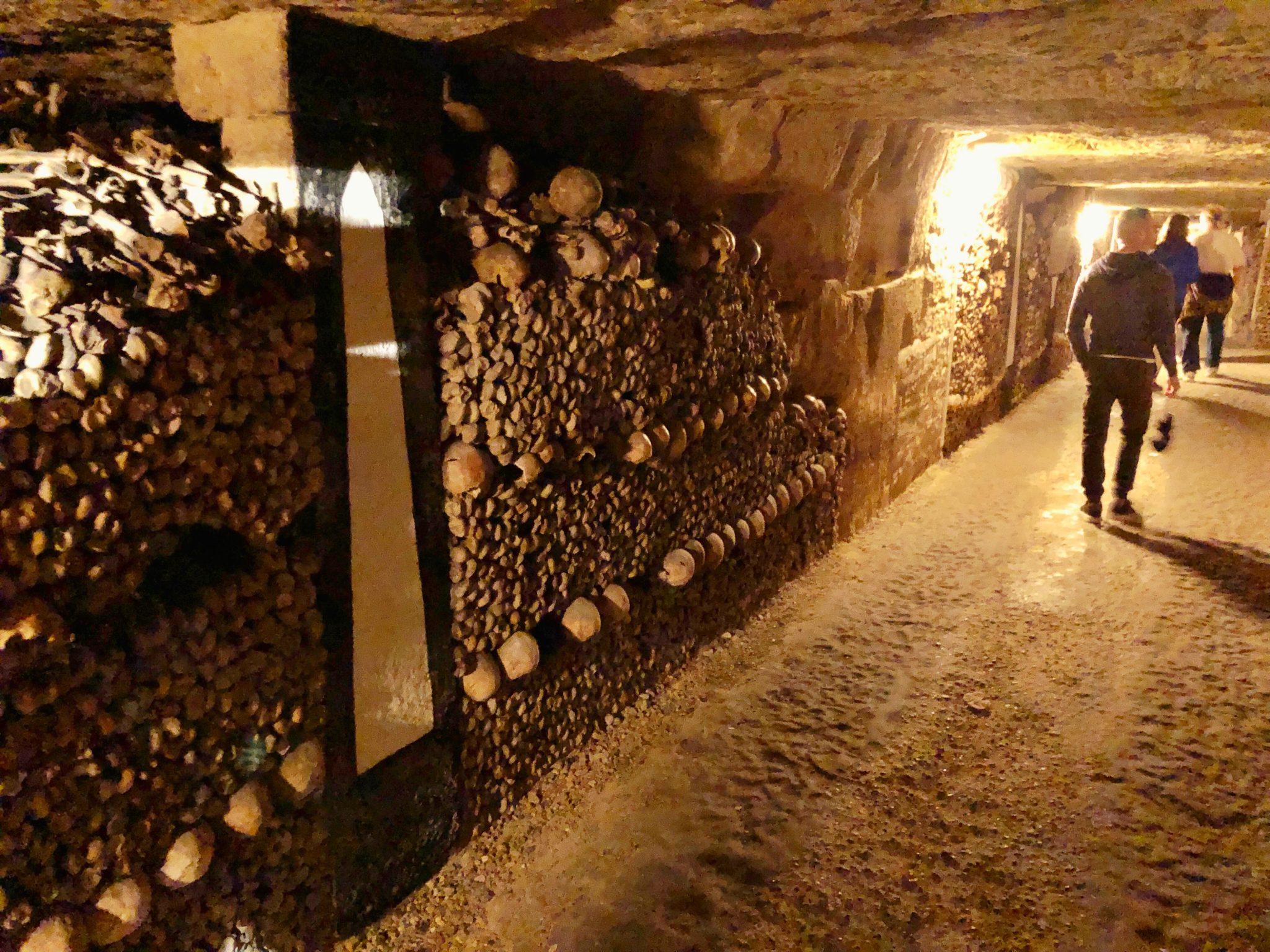 paris catacombs video tour